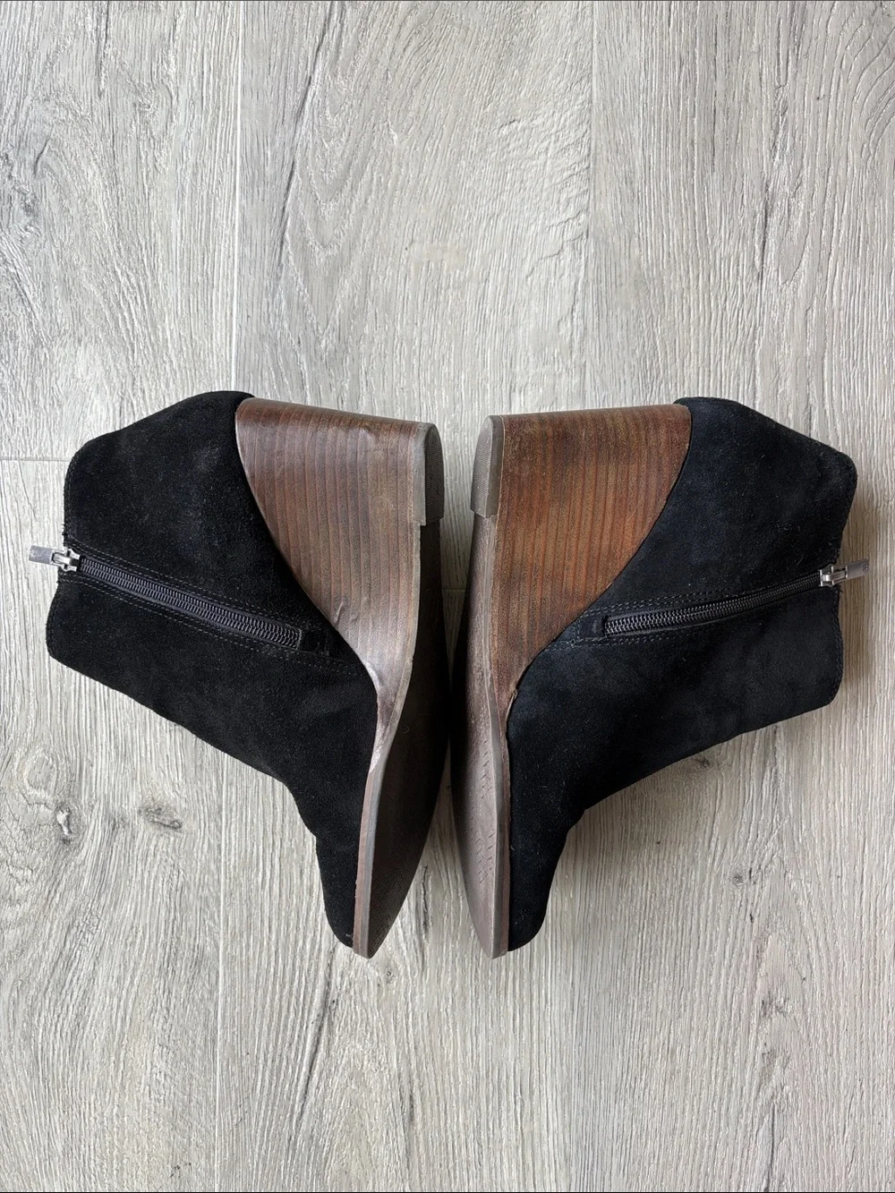 🍀 Lucky Brand Yakeena Suede Ankle Boots. Size 10